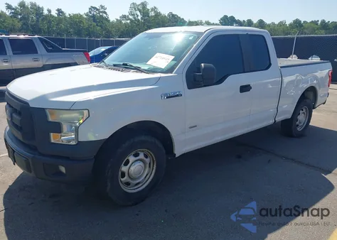 2015 Ford F-150 Xl z USA, uszkodzony, nr VIN 1FTEX1CG4FFB84221